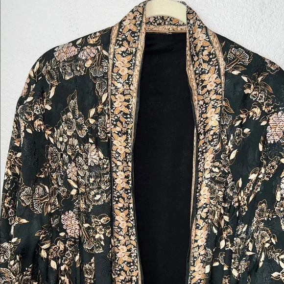 Free People Kaelin Embroidered Floral Fringe Kimono Open Jacket Size M - Picture 8 of 15